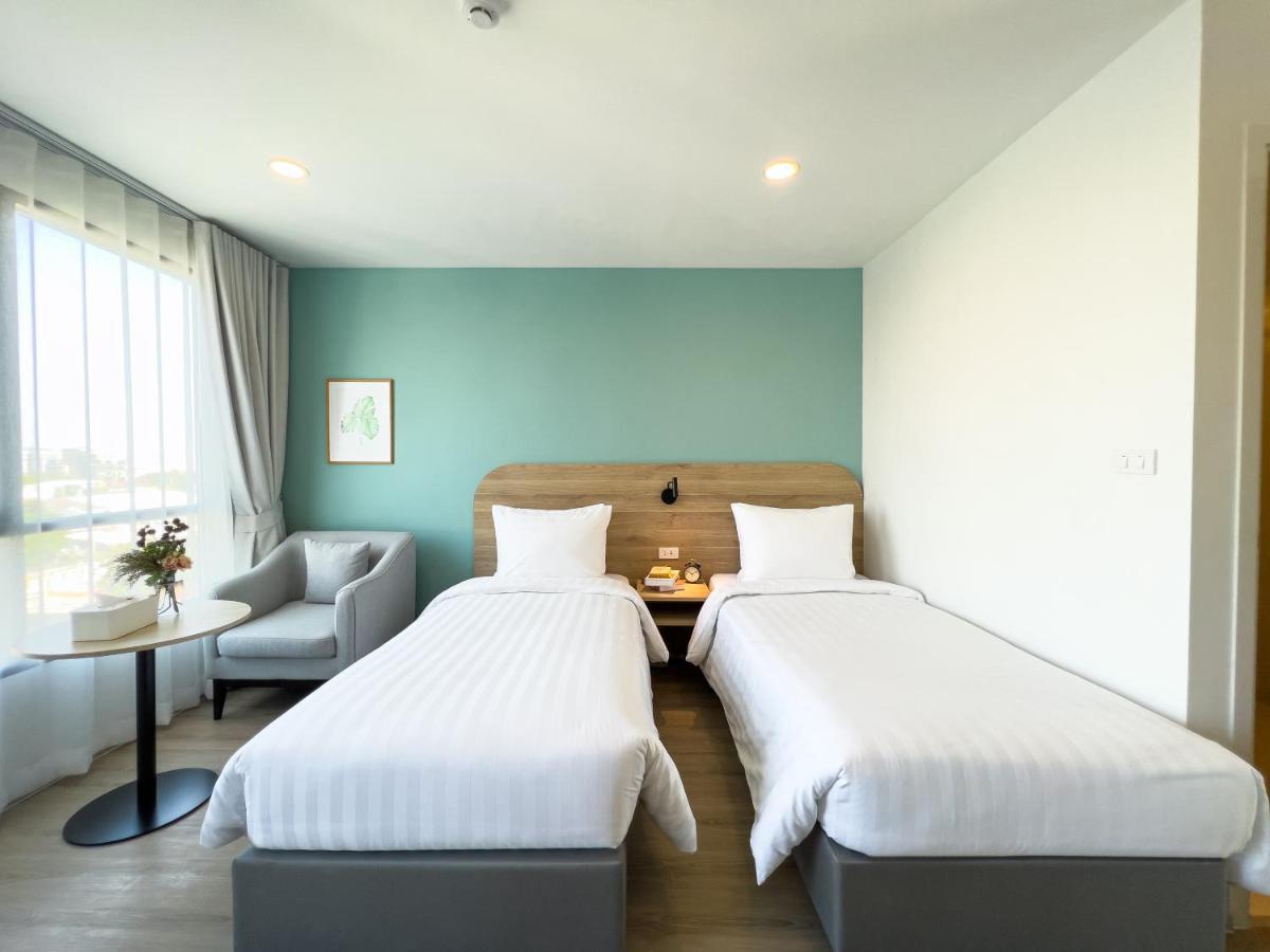Wellness Stay & Hotel Sukhumvit 107 Бангкок Экстерьер фото